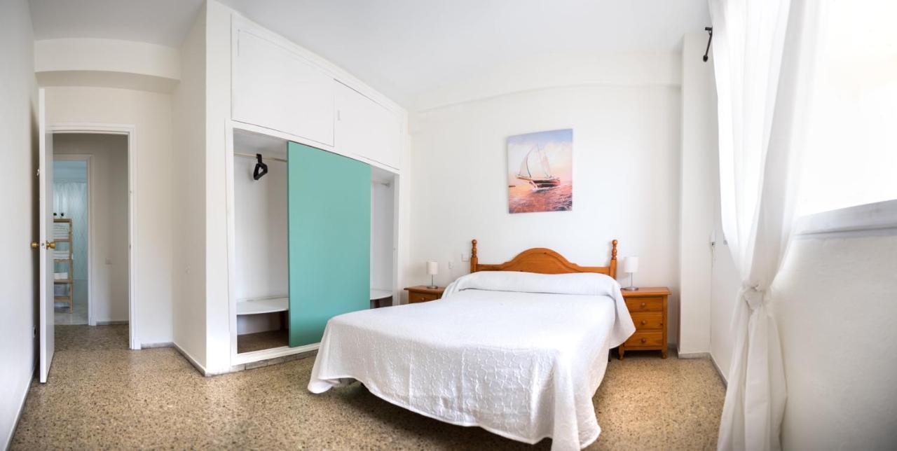 Delfín Playa Basic Ha Apartment Cadiz Bagian luar foto