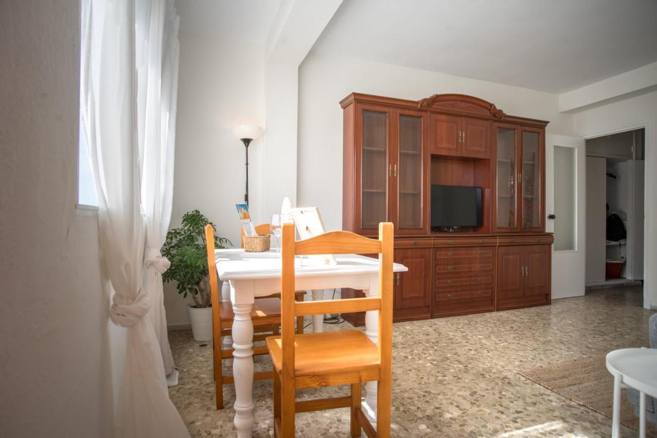 Delfín Playa Basic Ha Apartment Cadiz Bagian luar foto